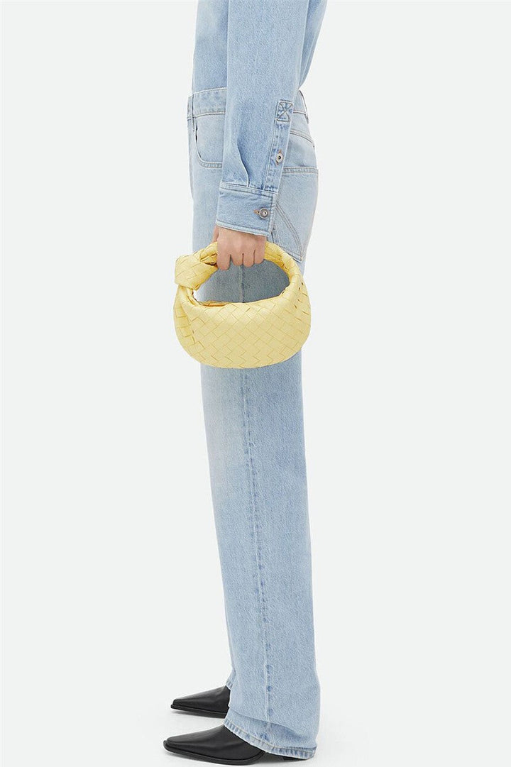 Jitka – Světle žlutá pletená kabelka s uzlovaným uchem